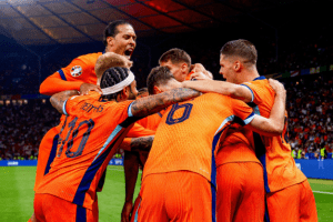 凯恩独占鳌,票荣膺队魂,荣耀,大发彩神,彩票平台,在线投注,高频彩票,彩票服务